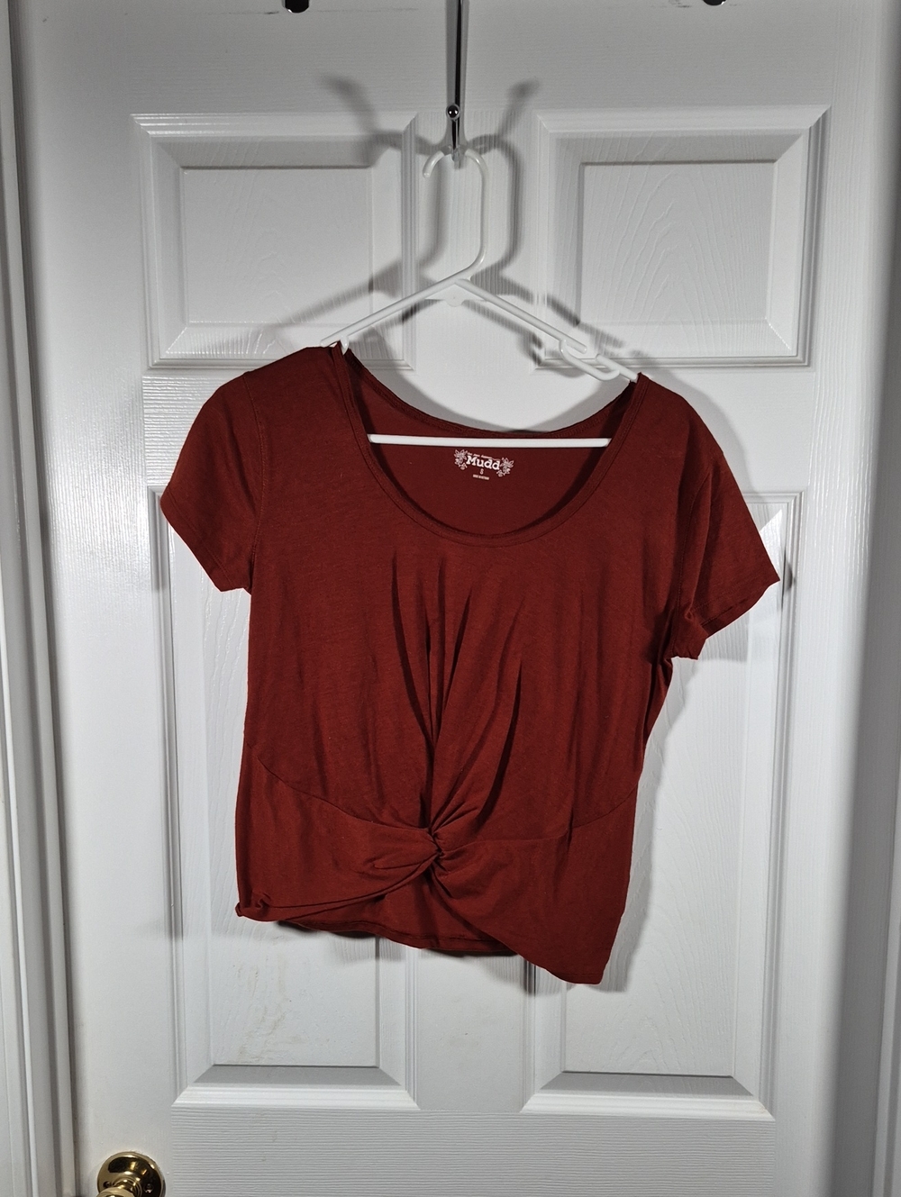 Mudd Rust Knot-Front Crop Top